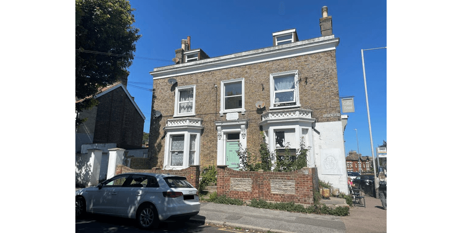 Property Image 0